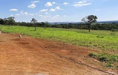 Imagem 3: Cajado imóveis vende uma chácara no Jardim Morumbi com escritura e registro