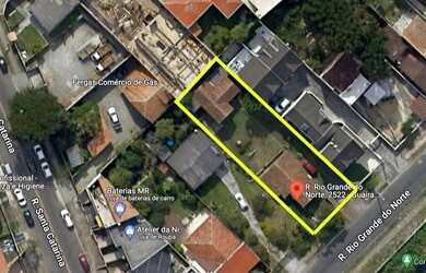 Imagem: O terreno está localizado em Guaíra, Curitiba à venda por