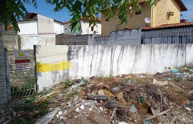 Imagem: O terreno possui 360m² de Área e está localizado em Bessa