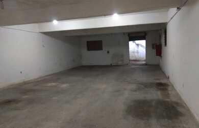 Imagem 8: Galpão/Depósito/Armazém para aluguel e venda possui 180 metros quadrados