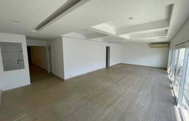 Imagem 2: Belíssimo apartamento na Lagoa vista cinematográfica