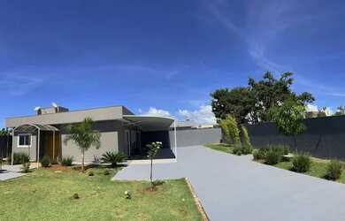 Imagem: A casa em condomínio possui 2 Dormitórios, 2 Banheiros, 2