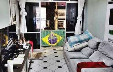 Imagem: O apartamento possui 2 Dormitórios, 1 Banheiro, 1 Vaga na garagem