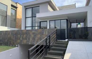 Imagem: SANTANA DE PARNAÍBA - Casa de Condomínio - ALPHAVILLE