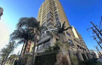 Imagem: O apartamento possui 3 Dormitórios, 3 Banheiros, 3 Vagas na