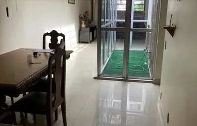 Imagem: A casa possui 3 Dormitórios, 2 Banheiros, 4 Vagas na garagem