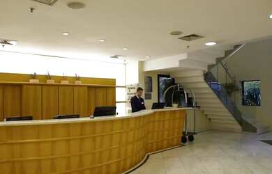 Imagem: O studio possui 1 Dormitório, 1 Banheiro, 1 Vaga na garagem