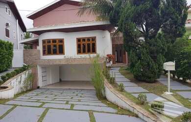 Imagem: A casa em condomínio possui 3 Dormitórios, 2 Banheiros, 4