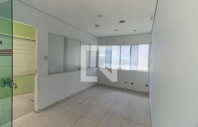 Imagem: A casa possui 5 Dormitórios, 5 Banheiros, 3 Vagas na garagem