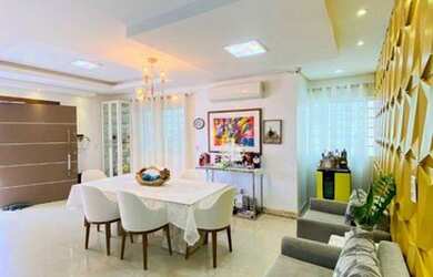 Imagem: A casa possui 3 Dormitórios, 1 Banheiro, 5 Vagas na garagem