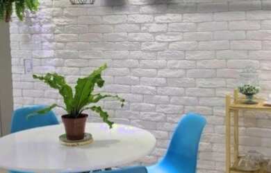 Imagem: O apartamento possui 2 Dormitórios, 1 Banheiro, 1 Vaga na garagem