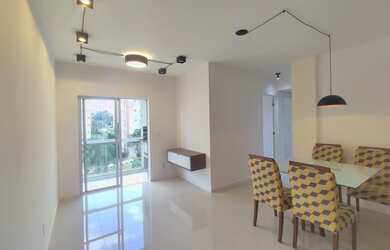 Imagem: O apartamento possui 3 Dormitórios, 1 Banheiro, 1 Vaga na garagem