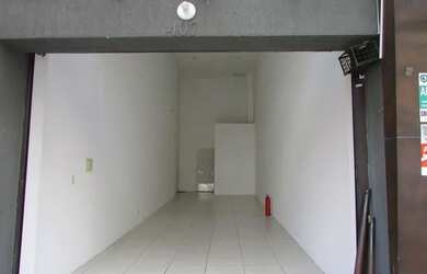 Imagem: O depósito possui 42m² de Área e está localizado em Serra