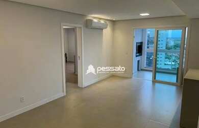 Imagem: O apartamento possui 2 Dormitórios, 2 Banheiros, 2 Vagas na