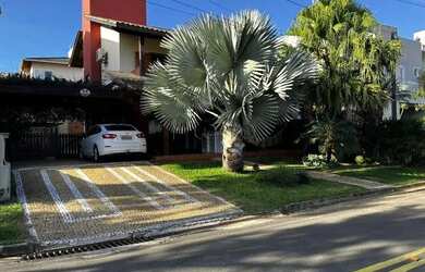 Imagem: A casa em condomínio possui 3 Dormitórios, 1 Banheiro, 4 Vagas