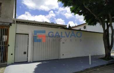 Imagem: A casa possui 2 Dormitórios, 1 Banheiro, 4 Vagas na garagem