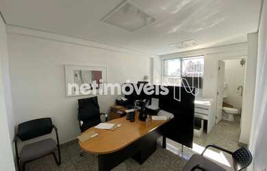 Imagem: O depósito possui 1 Vaga na garagem, 70m² de Área e está