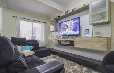 Imagem: A casa possui 2 Dormitórios, 2 Banheiros, 1 Vaga na garagem