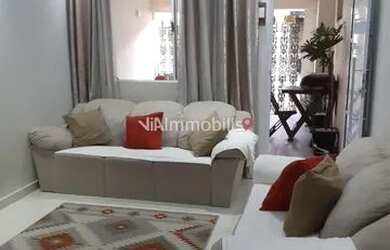 Imagem: A casa possui 2 Dormitórios, 2 Banheiros, 1 Vaga na garagem