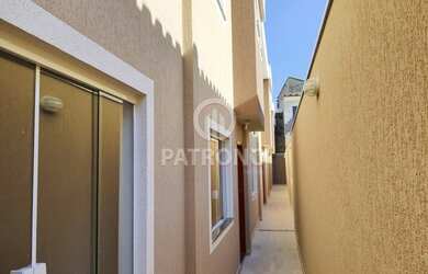 Imagem: A casa em condomínio possui 2 Dormitórios, 2 Banheiros, 1