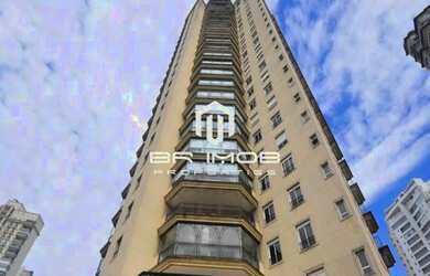 Imagem: O apartamento possui 4 Dormitórios, 5 Banheiros, 5 Vagas na