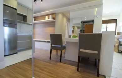 Imagem: O apartamento possui 2 Dormitórios, 1 Banheiro, 1 Vaga na garagem