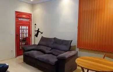 Imagem: O apartamento possui 2 Dormitórios, 1 Banheiro, 2 Vagas na