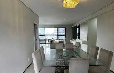 Imagem: O apartamento possui 4 Dormitórios, 5 Banheiros, 3 Vagas na