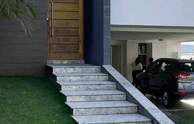 Imagem: A casa em condomínio possui 3 Dormitórios, 4 Banheiros, 4