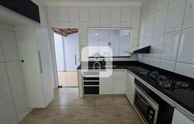 Imagem 8: Casa para locação no bairro Jardim Patrícia