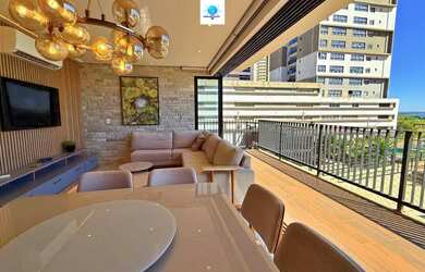 Imagem: O apartamento possui 3 Dormitórios, 4 Banheiros, 2 Vagas na