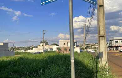 Imagem: O terreno possui 245m² de Área e está localizado em Santa