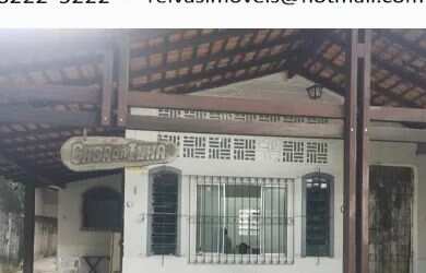 Imagem: A casa possui 4 Dormitórios, 5 Banheiros, 1 Vaga na garagem