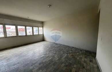 Imagem: O apartamento possui 4 Dormitórios, 2 Banheiros, 1 Vaga na