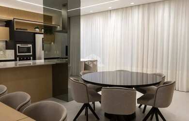 Imagem 14: Apartamento com 2 dormitórios sendo 1 suíte e 2 vagas de garagem em...