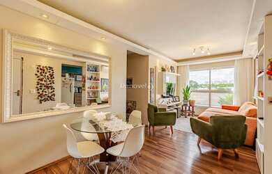 Imagem: O apartamento possui 3 Dormitórios, 2 Banheiros, 1 Vaga na