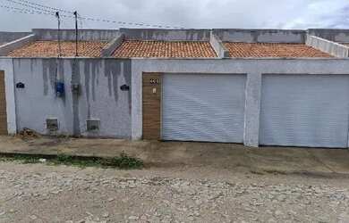 Imagem: A casa possui 2 Dormitórios, 1 Banheiro, 548m² de Área e