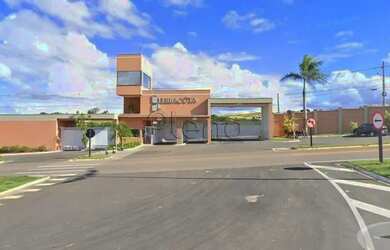 Imagem: O terreno possui 1.200m² de Área e está localizado em Parque