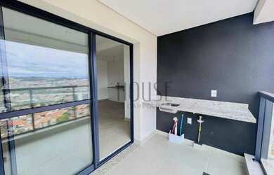 Imagem: O apartamento possui 2 Dormitórios, 2 Banheiros, 2 Vagas na