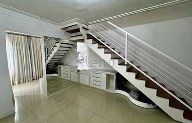 Imagem: O apartamento possui 2 Dormitórios, 1 Banheiro, 2 Vagas na