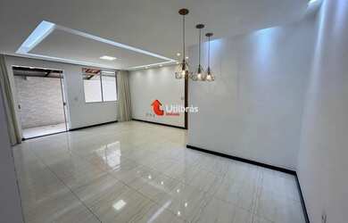 Imagem: O apartamento possui 4 Dormitórios, 2 Banheiros, 2 Vagas na