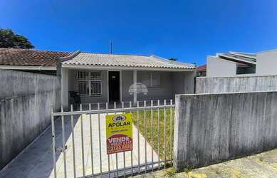 Imagem: A casa possui 2 Dormitórios, 1 Banheiro, 1 Vaga na garagem