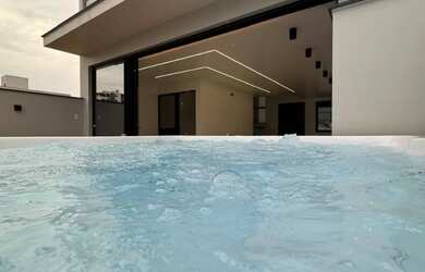 Imagem 8: Casa de alto padrão à Venda no condomínio Blue Club