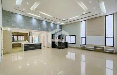 Imagem: A casa em condomínio possui 4 Dormitórios, 5 Banheiros, 4