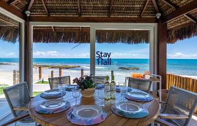 Imagem: A casa possui 4 Dormitórios, 2 Vagas na garagem e está localizado