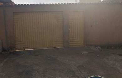 Imagem: O terreno possui 390m² de Área e está localizado em Parque