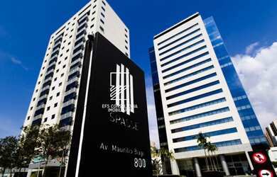 Imagem: O depósito possui 1 Vaga na garagem, 44m² de Área e está