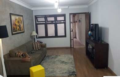 Imagem: A casa possui 2 Dormitórios, 3 Banheiros, 2 Vagas na garagem