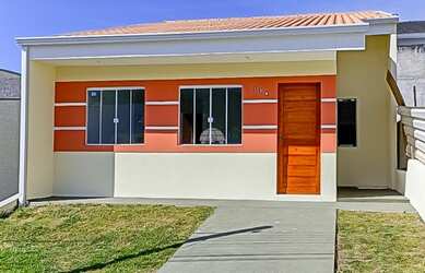 Imagem: A casa em condomínio possui 2 Dormitórios, 1 Banheiro, 2 Vagas