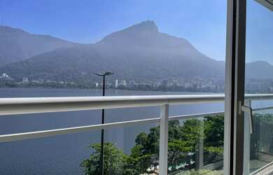 Imagem 4: Belíssimo apartamento na Lagoa vista cinematográfica